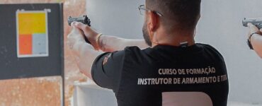 Renovação de CRAF pressiona procura por instrutor de tiro