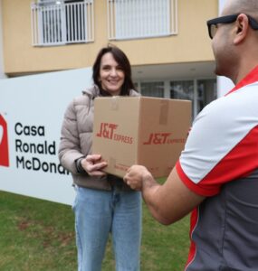 J&T Express é parceira logística oficial do McDia Feliz 2026