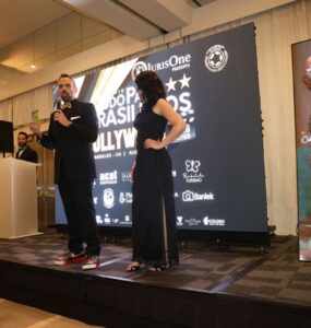 Tudo Para Brasileiros premia 200 brasileiros em Hollywood