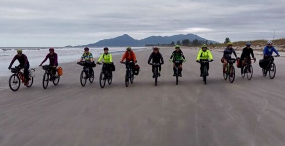 Sobre duas rodas: cicloturismo nas estâncias paulistas