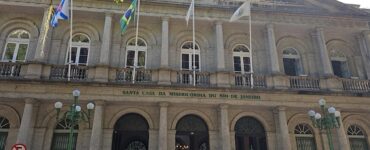 Santa Casa do Rio doa exames clínicos no Outubro Rosa