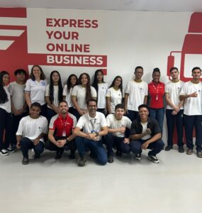 J&T Express lança projeto para desenvolver jovens talentos