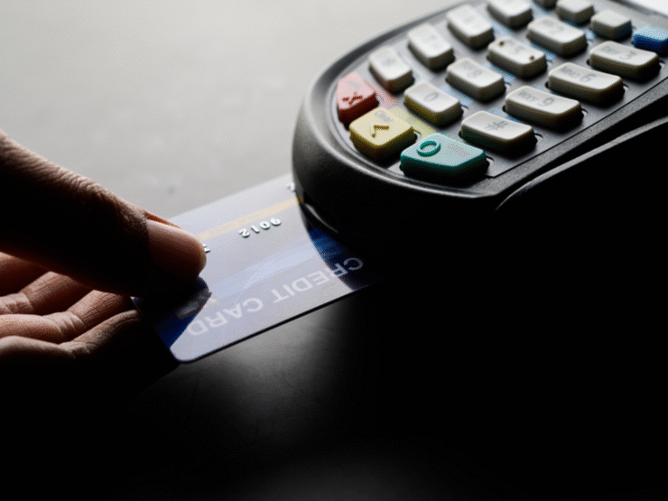 Chargeback ganha papel estratégico contra fraudes online