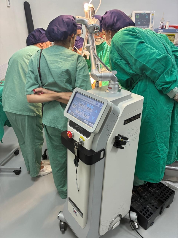 Laser de CO2 Neoxel na proctologia gera muitos benefícios