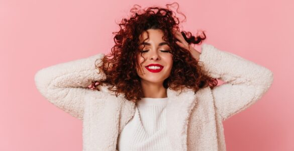 Frizz, quebra e ressecamento: como cuidar dos fios