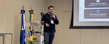 Pisos Elevados Brasil palestra em workshop da Petrobras