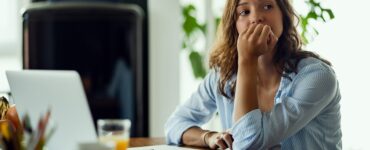 Suor físico X suor emocional: entenda as diferenças