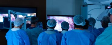 Cirurgias de alta precisão também sobrecarregam o corpo