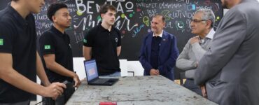 Etecs de São Paulo superam média da OCDE no Pisa 2025