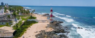 Bahia espera 180 mil turistas na temporada de cruzeiros